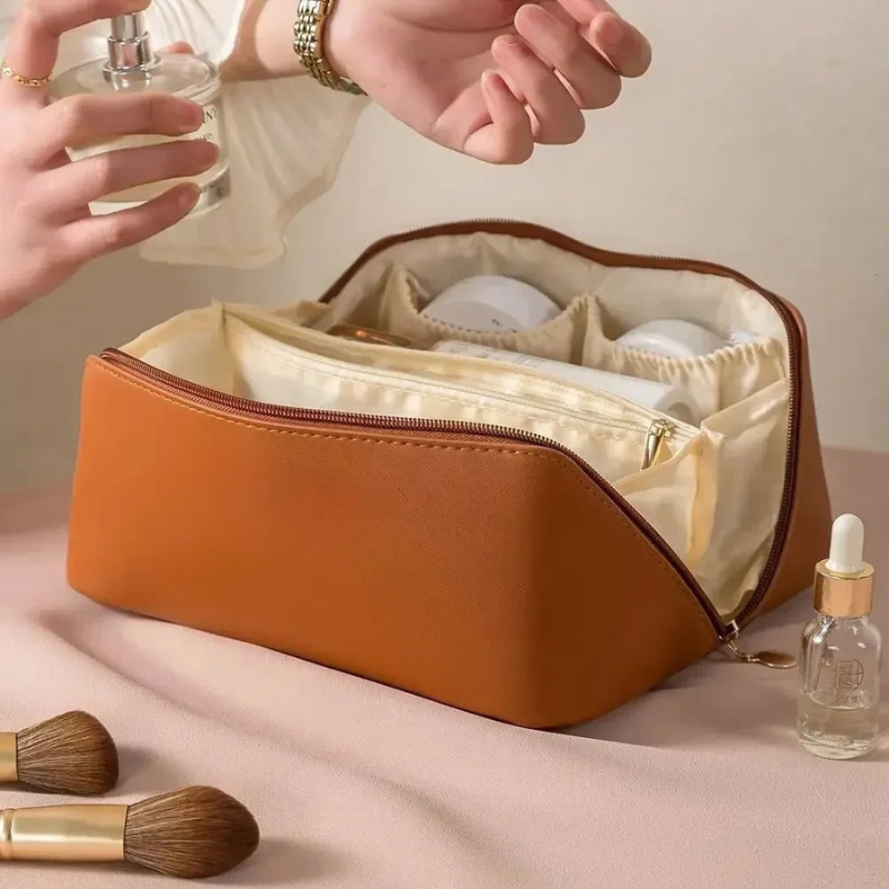 Pack Voyageur d'Elite : Le package ultime pour ceux qui veulent voyager avec élégance confort & sécurité